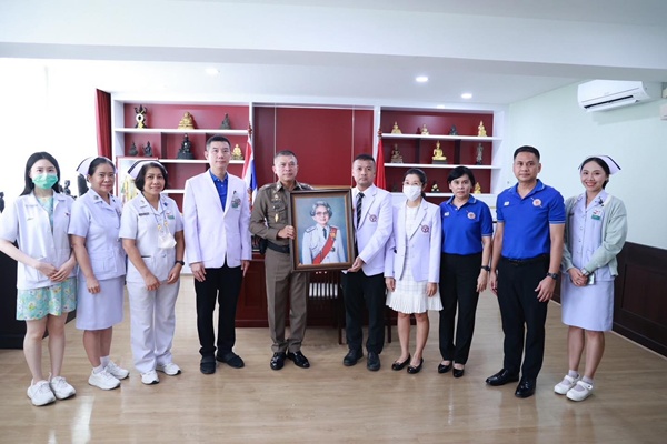 หัวหน้า รพ.นวุติสมเด็จย่าแสดงความยินดี ผบช.ตชด.คนใหม่