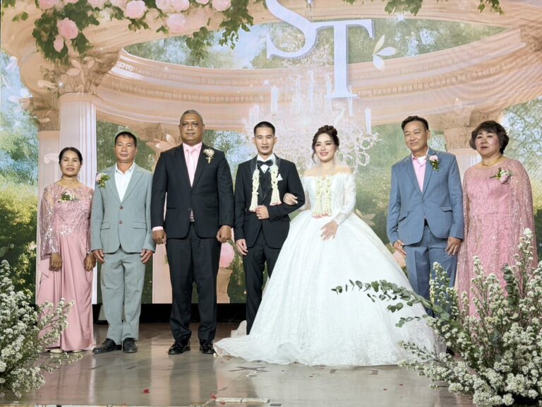 ชื่นมื่น! ผกก.สน.เพชรเกษม รุดร่วมยินดีงานวิวาห์ “หมวดเคน – น้องทราย”