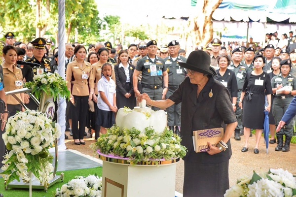 “กรมสมเด็จพระเทพ” เสด็จฯ เปิดอาคารทันตพิทักษ์โรงเรียน ตชด.นเรศวรป่าละอู
